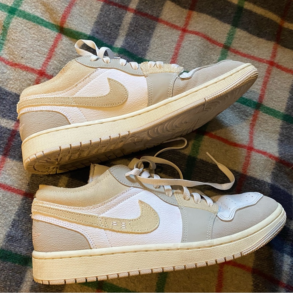 Nike Jordan J2 Beige / Cream and White Sneakers